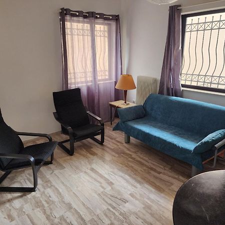 Julia'S Apartment カラマタ 部屋 写真